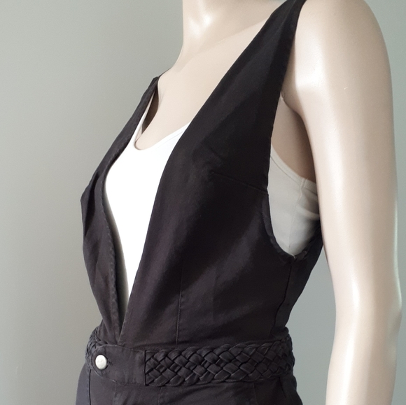Chaser | Deep V-Neck Jumpsuit - Picture 9 of 16